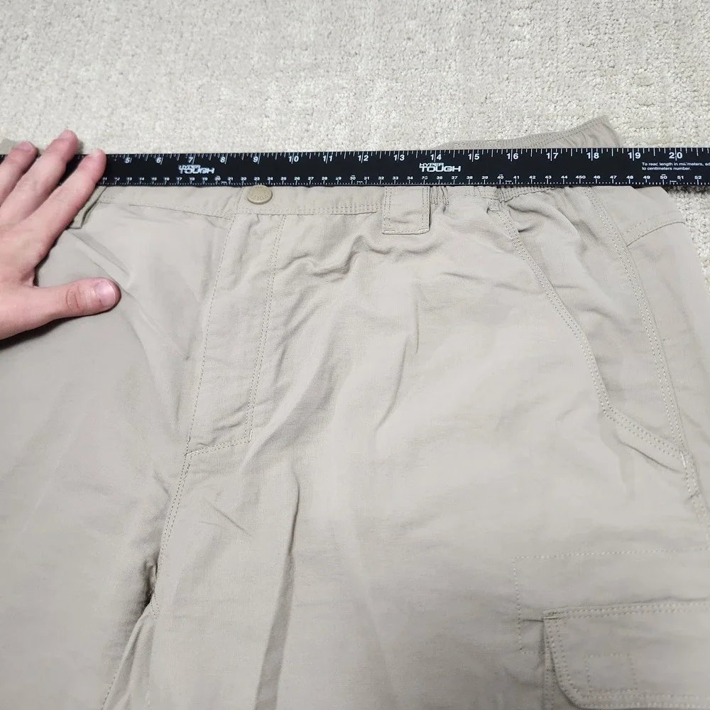 North Face Cargo Shorts Men XL‎ Elastic Waist Performance Nylon Hiking Beige